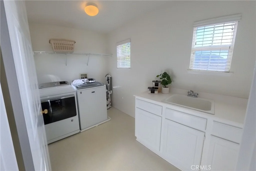 Photo of 37936 Sawleaf Place