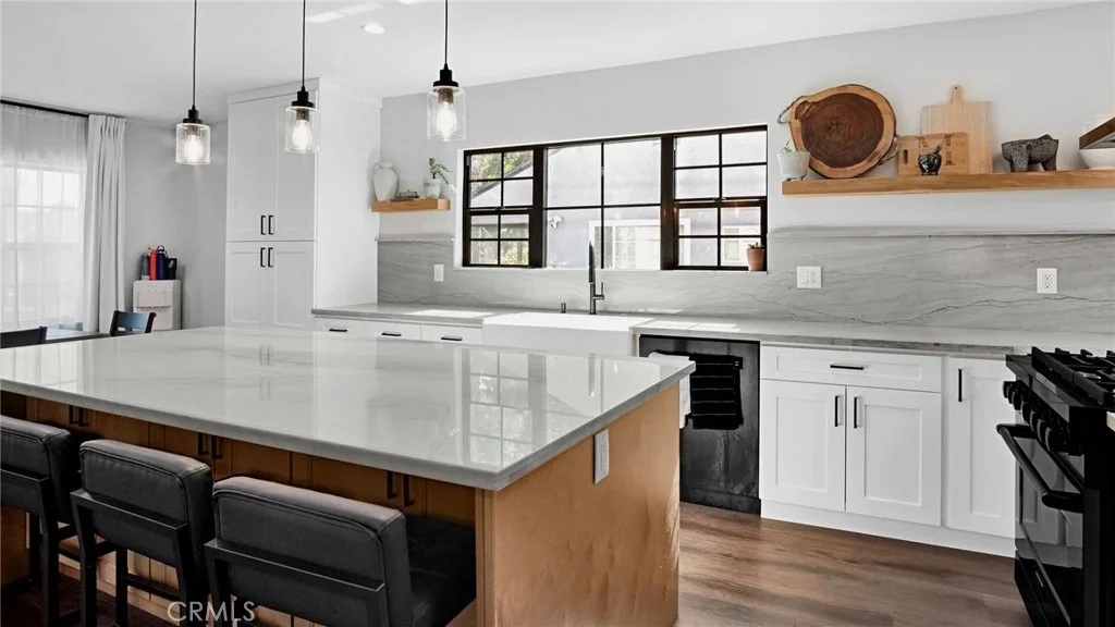 Photo of 15129 La Forge Street