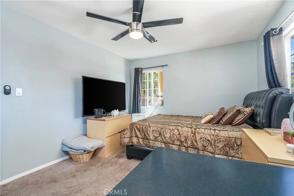 Photo of 38632 Lemsford Avenue