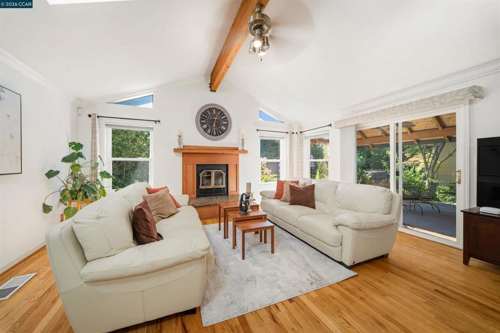 Photo of 31 Elliot Dr