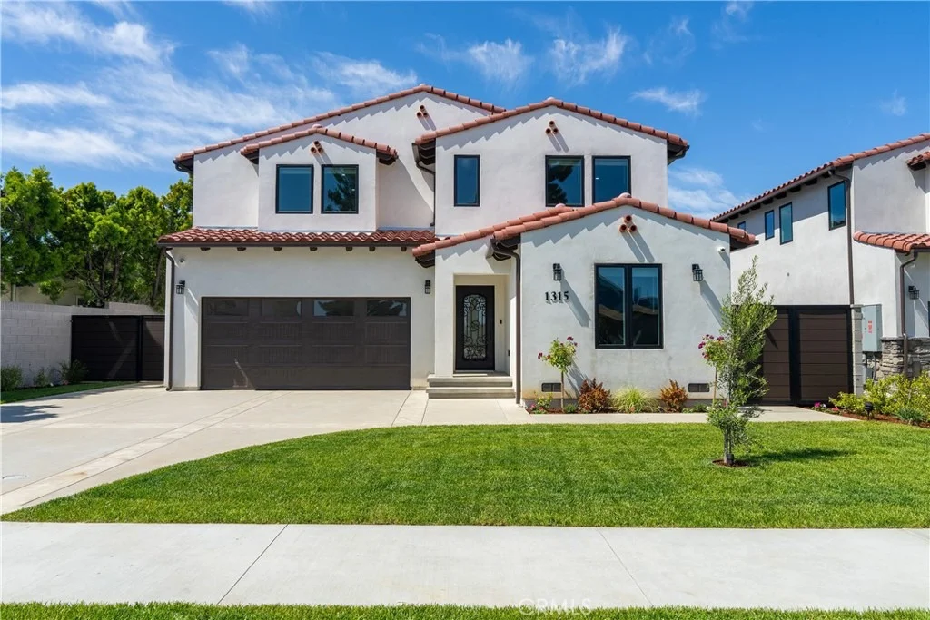 Photo of 1315 Oakheath