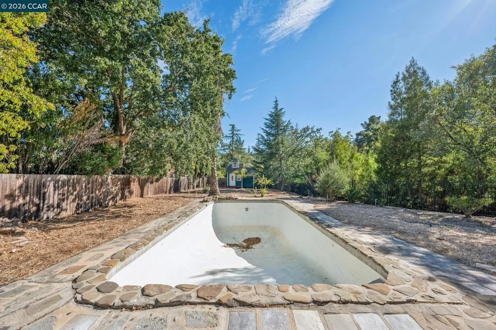 Photo of 3386 Cowell Rd