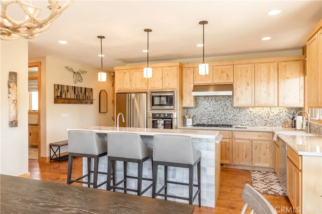 Photo of 650 Lintner