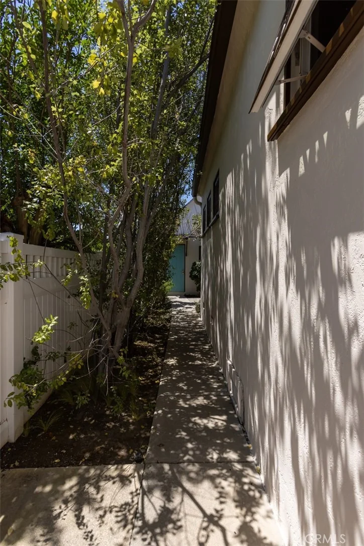 Photo of 3639 Falcon Avenue