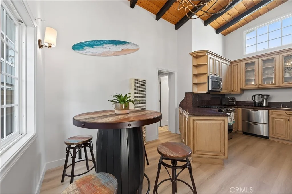 Photo of 317 Cahuenga