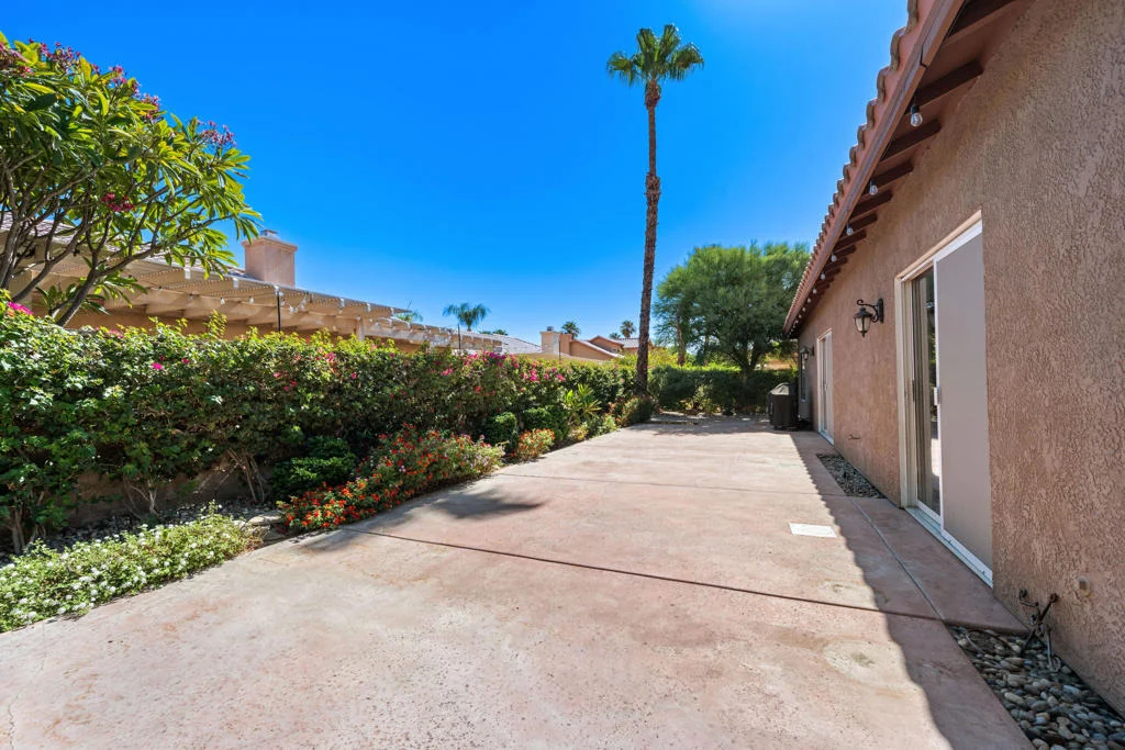 Photo of 78584 Naples Drive