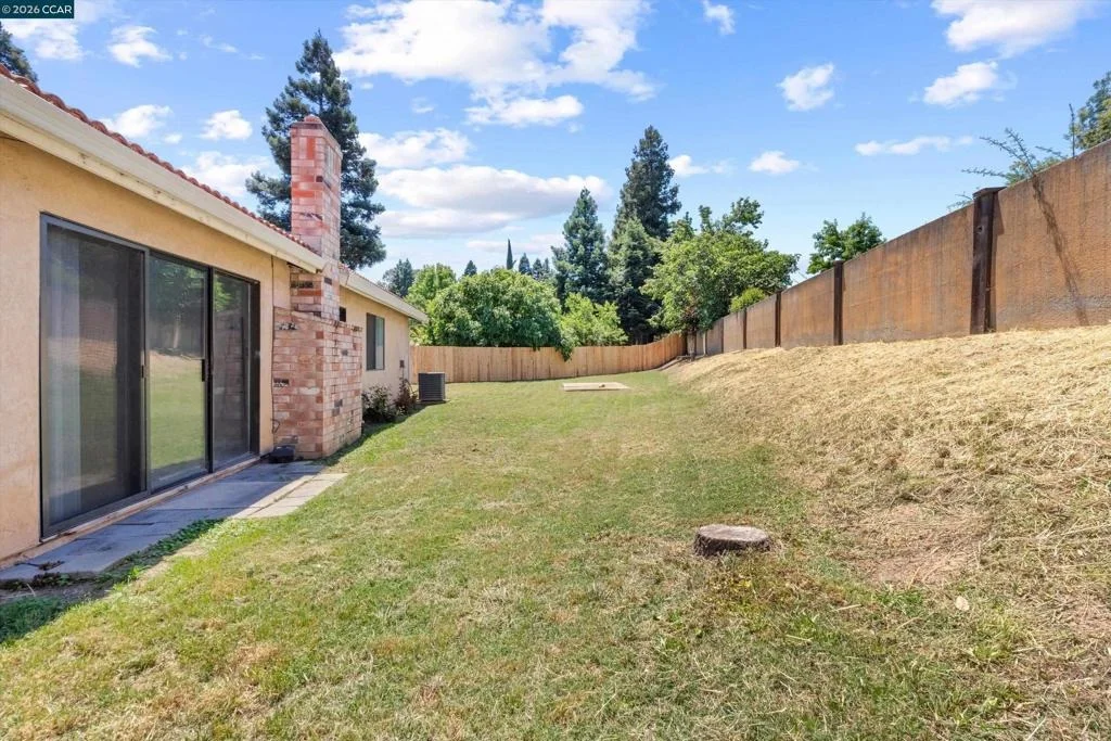 Photo of 3167 Osuna Way