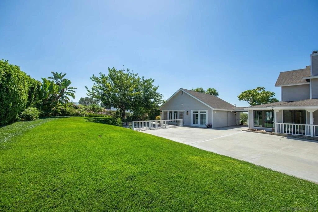 Photo of 2613 Sunset Hills