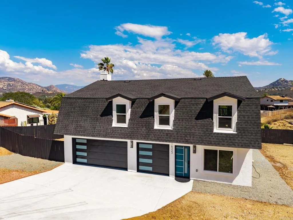Photo of 16333 Oak Springs Drive