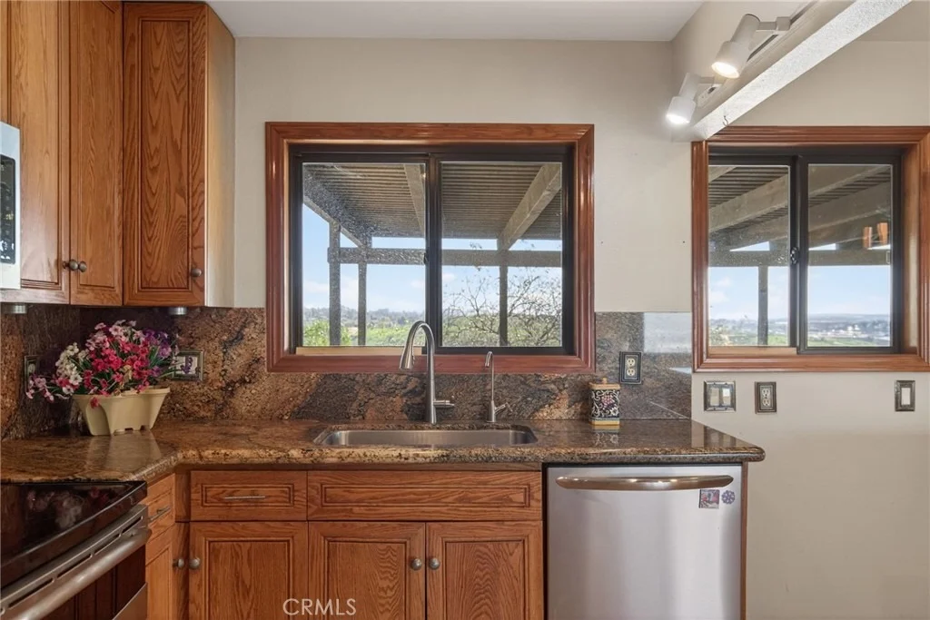 Photo of 20682 Hill Top Drive