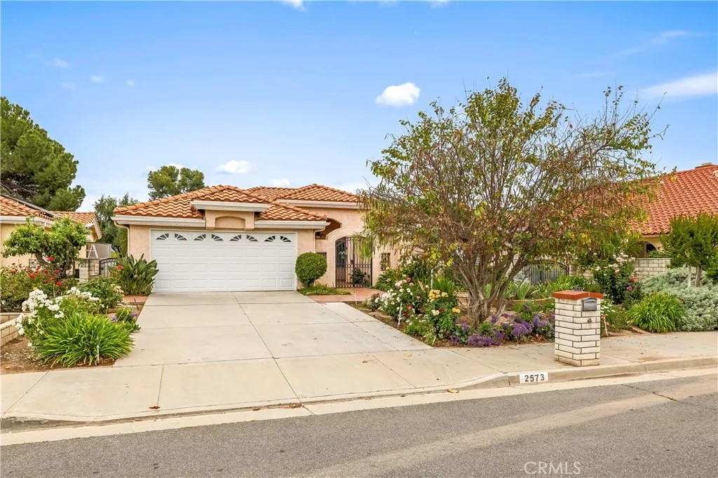 Photo of 2573 Maple Drive