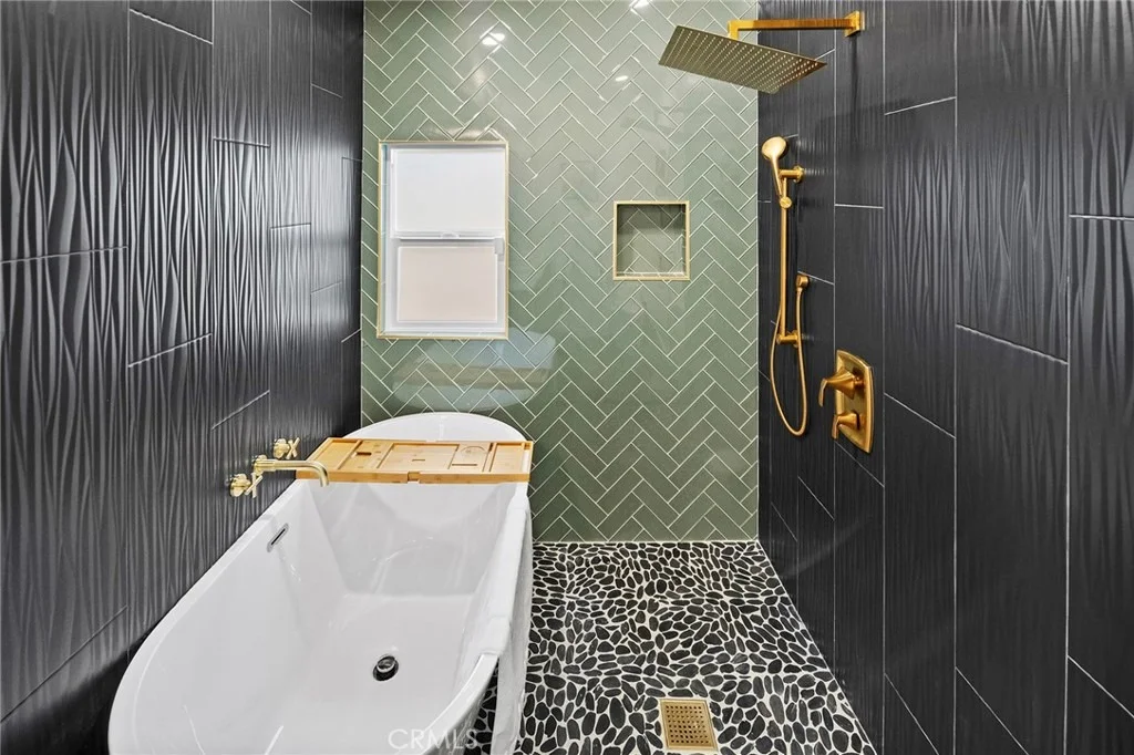 Photo of 39023 Waterview
