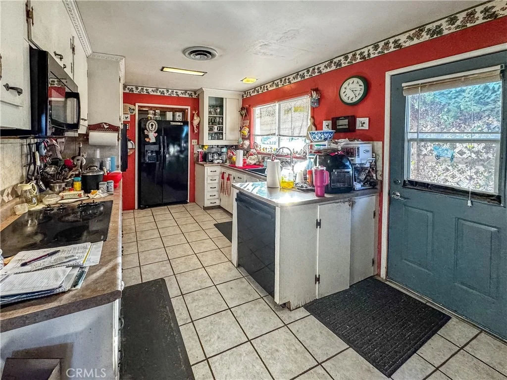 Photo of 1415 Tamarack Lane