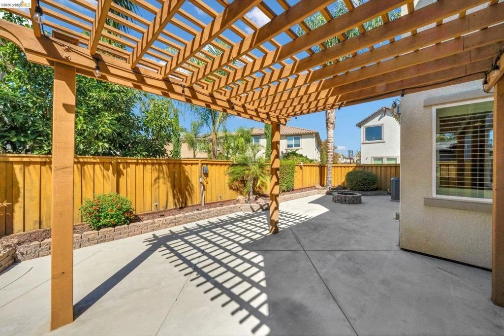 Photo of 485 Trianda Way