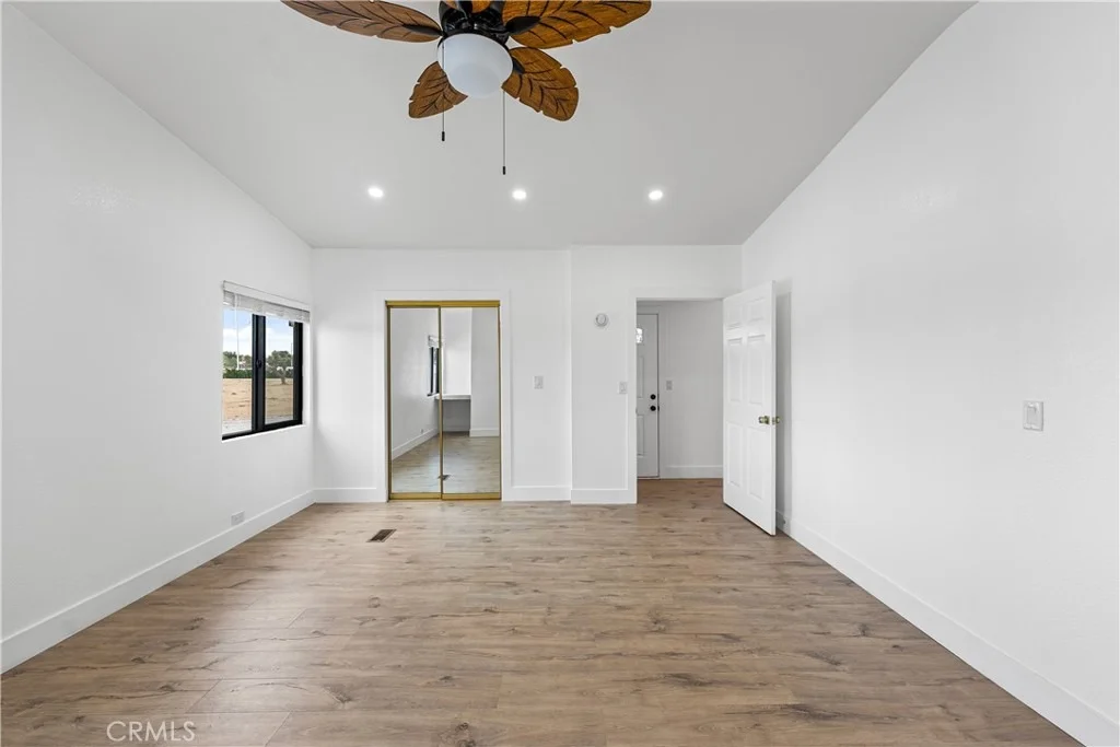 Photo of 4009 W Avenue K-8