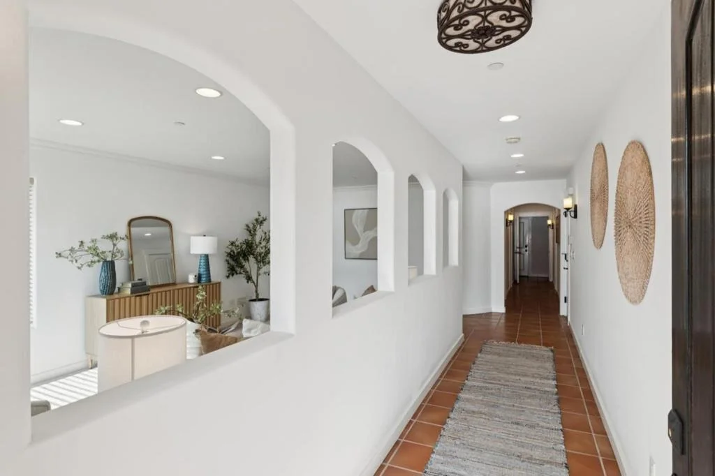 Photo of 1669 Beach Boulevard