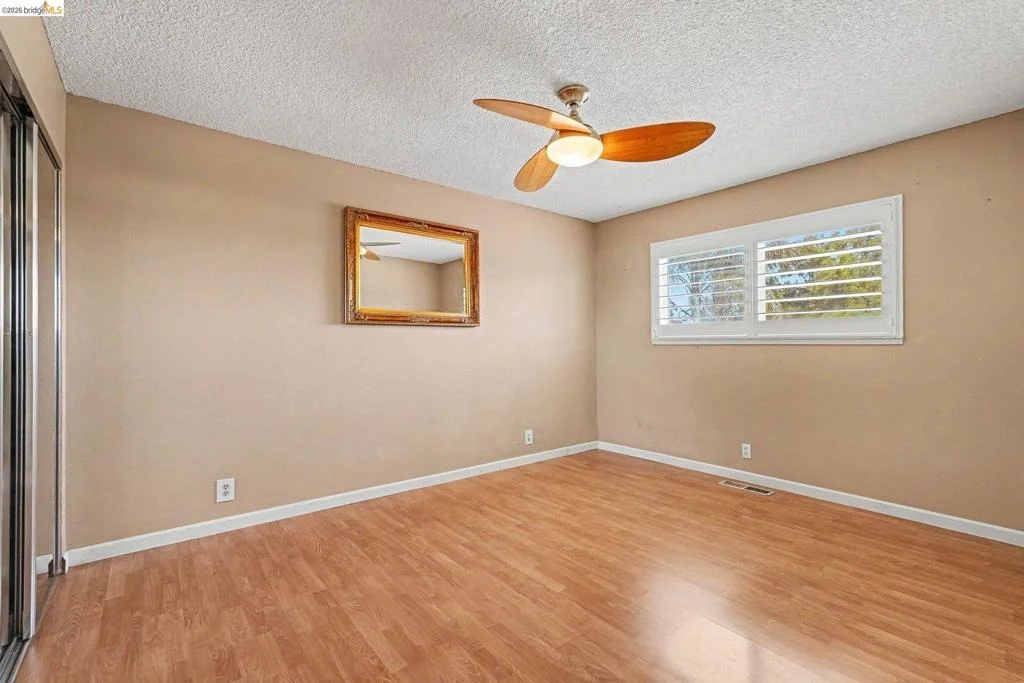 Photo of 1126 Mission Dr