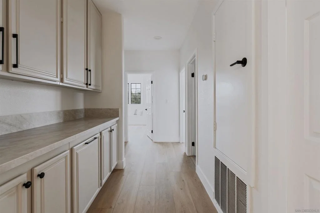 Photo of 1291 Dexter
