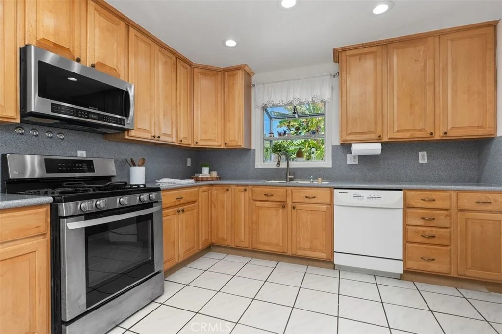 Photo of 11852 Garnet