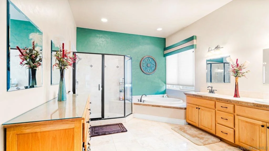 Photo of 1485 Santa Fe Hills