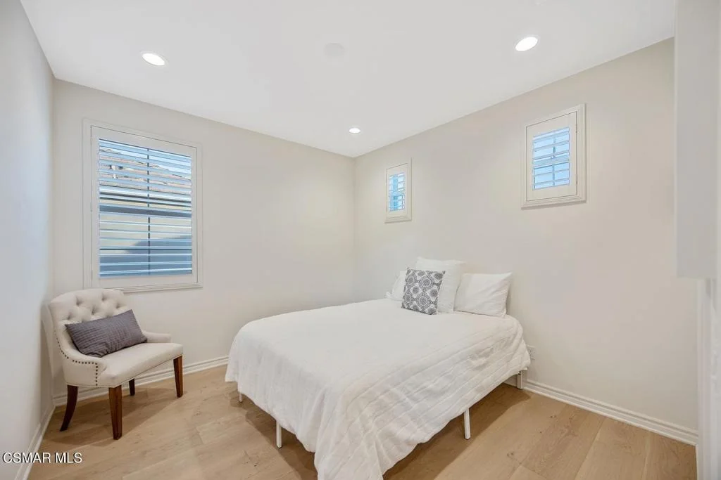 Photo of 6845 Shadow Wood Drive