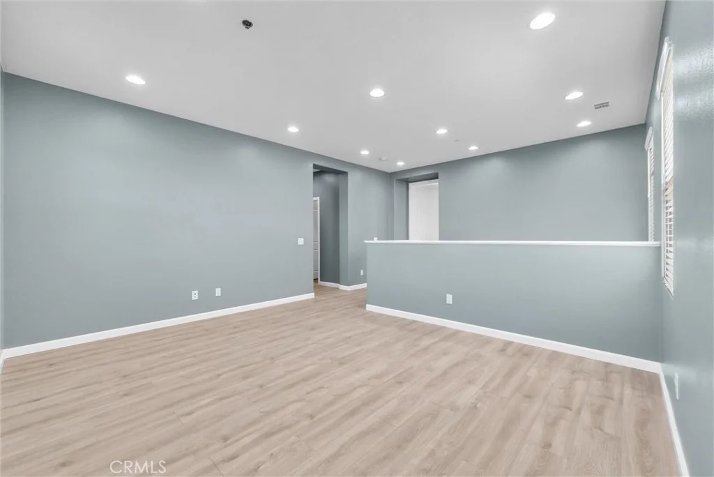 Photo of 5087 S Centennial