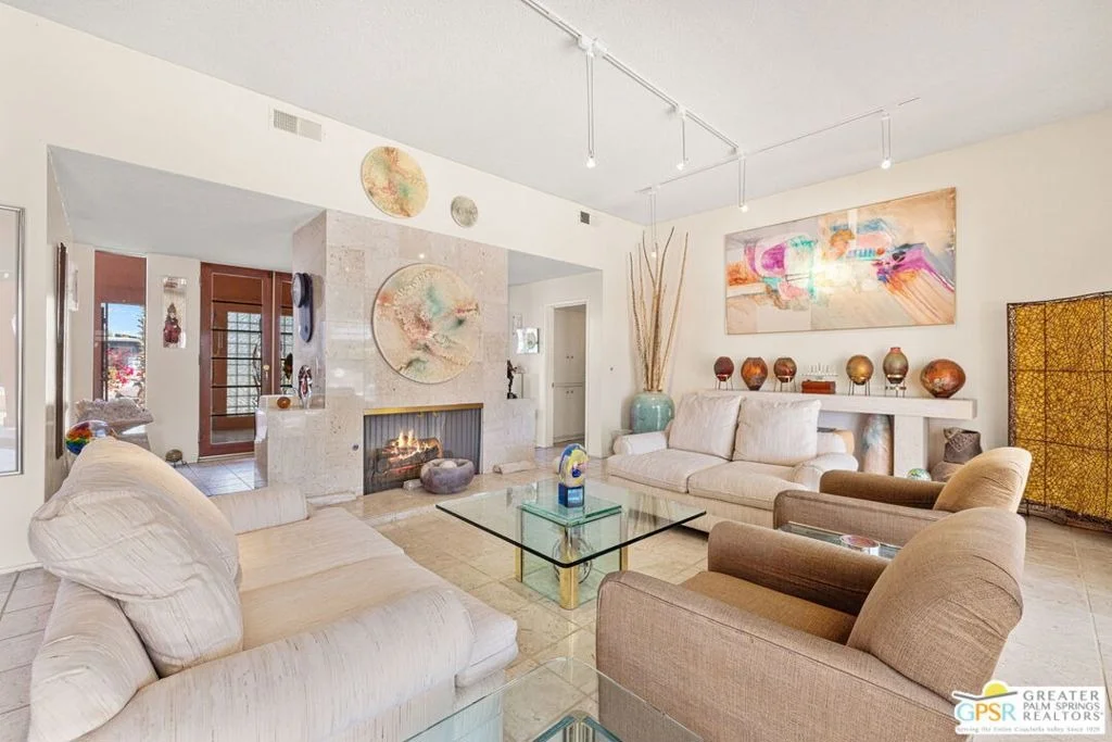 Photo of 73070 Shadow Mountain Drive