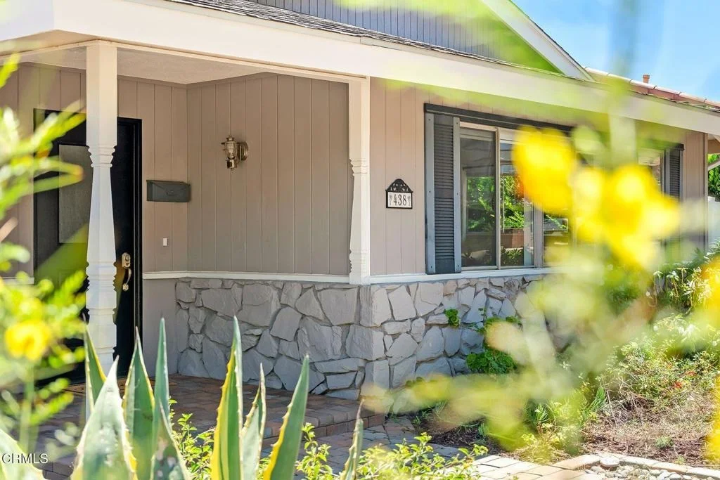 Photo of 438 E View Drive