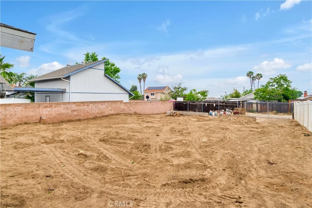 Photo of 1113 Olivine