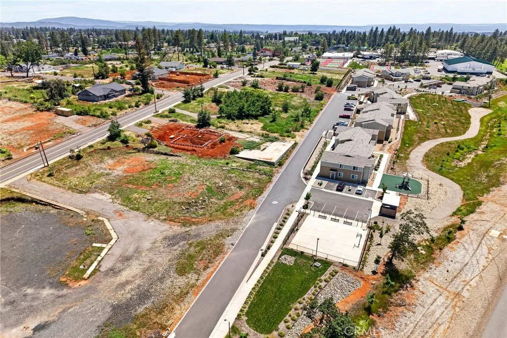 Photo of 6035 Maxwell