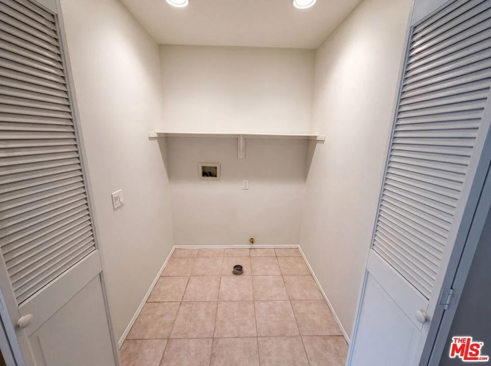 Photo of 1242 Heritage Way