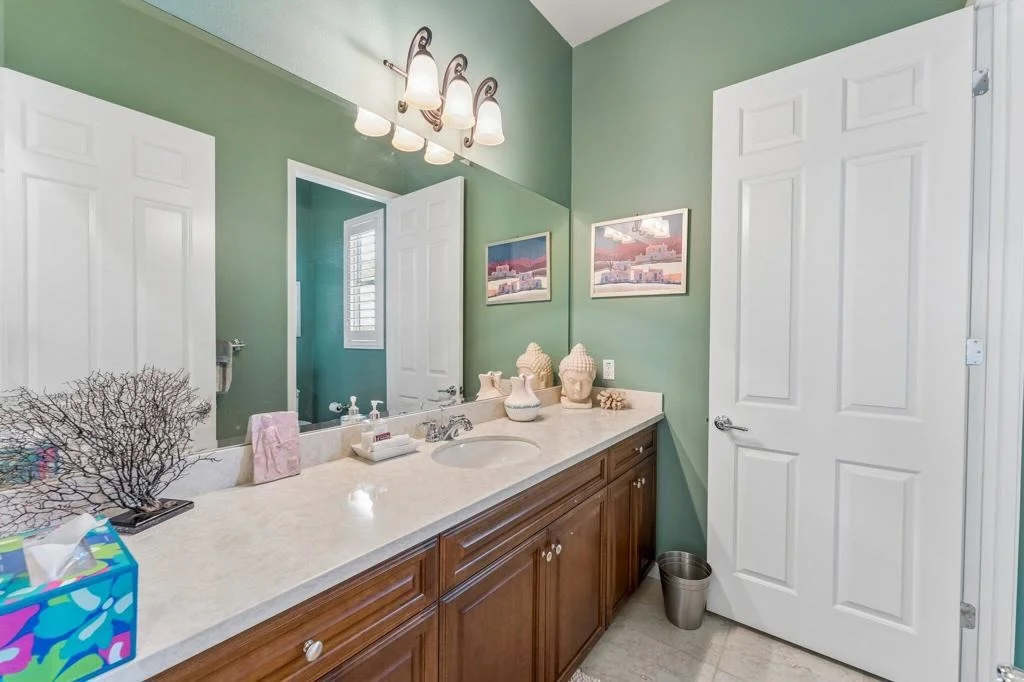 Photo of 81216 Avenida Colonias