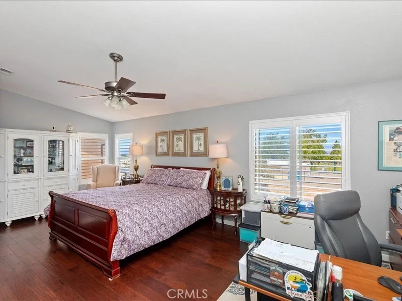 Photo of 825 Derby