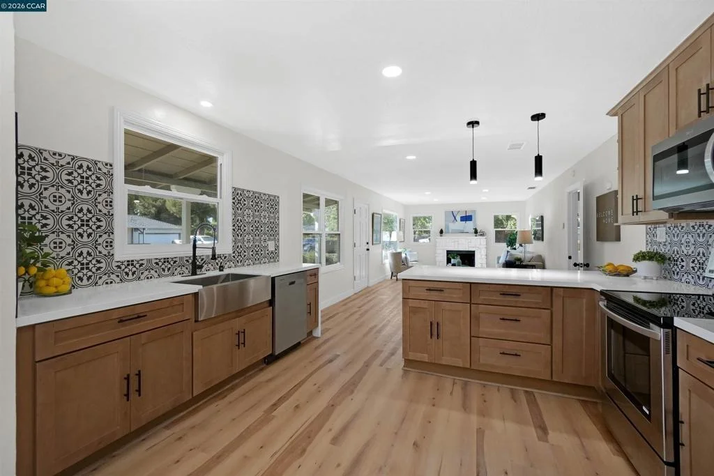 Photo of 2150 5Th Ave
