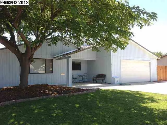Photo of 5573 IDLEWILD AVE