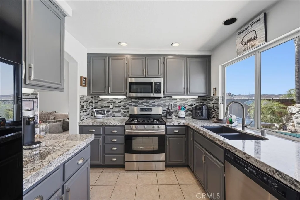 Photo of 12184 Knoll Crest