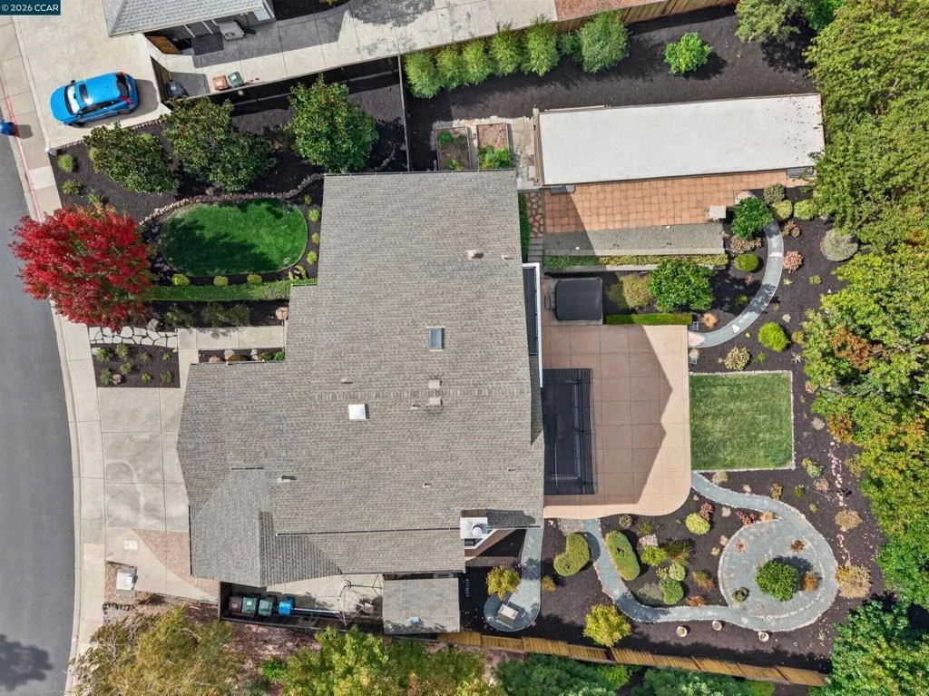 Photo of 1409 Stonehedge Dr