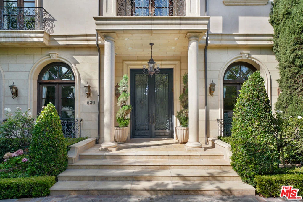 Photo of 620 WALDEN Drive
