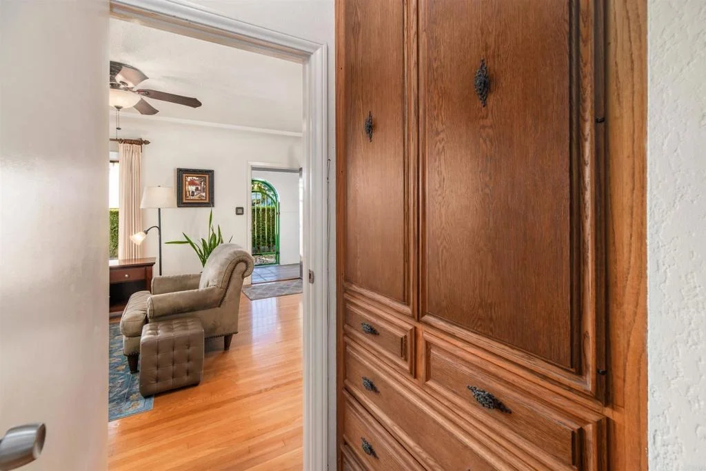 Photo of 2658 Highland Drive