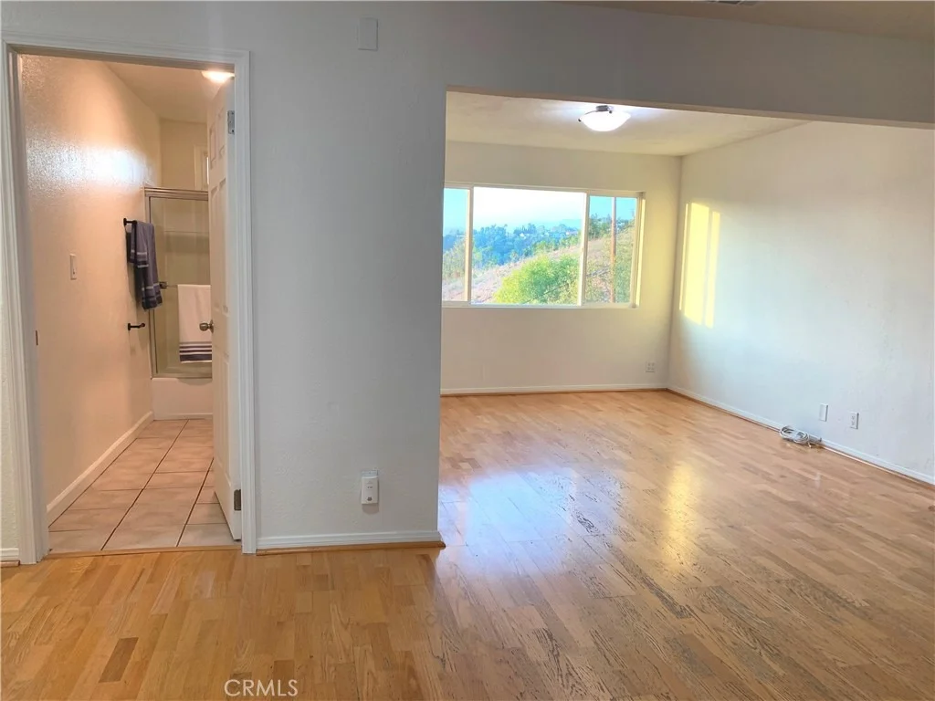 Photo of 4053 Barrett Road