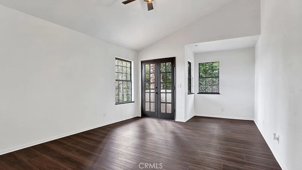 Photo of 2945 Tyler