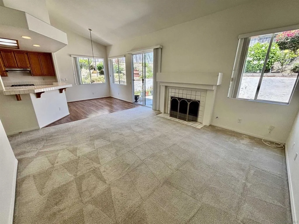 Photo of 653 Cantara Ln