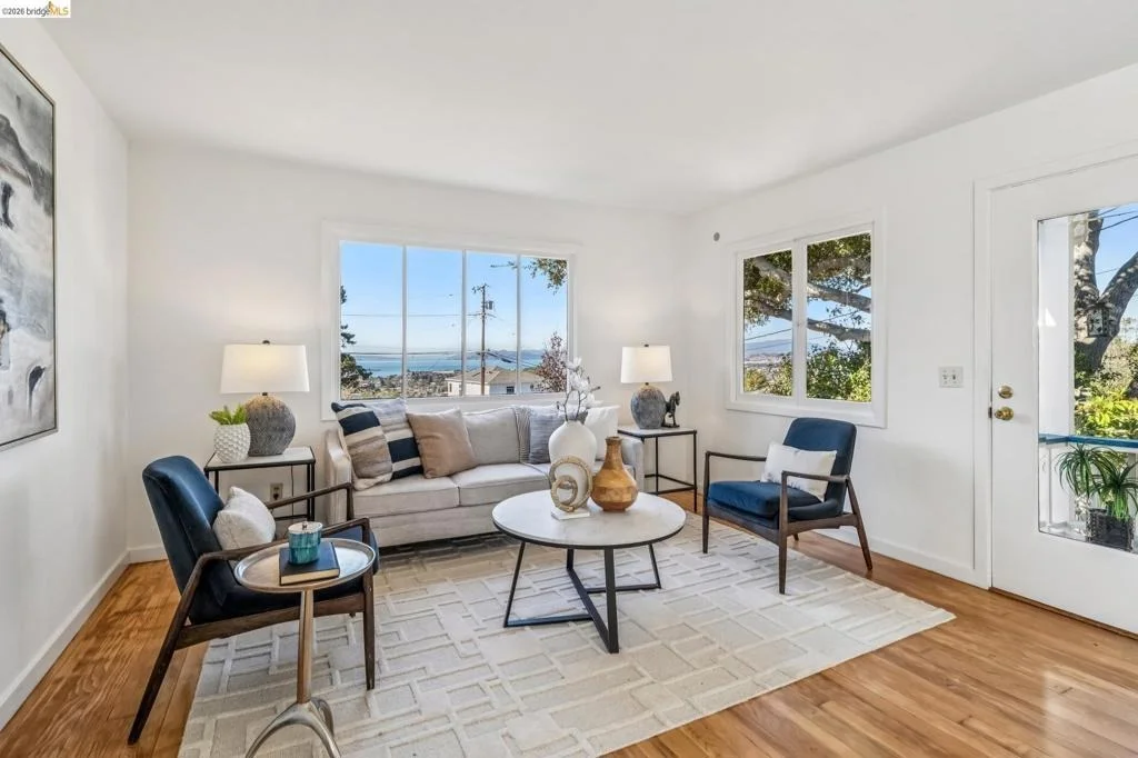 Photo of 722 Avila Place