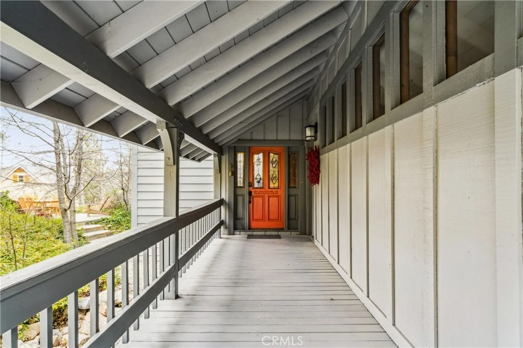 Photo of 892 Nadelhorn Drive