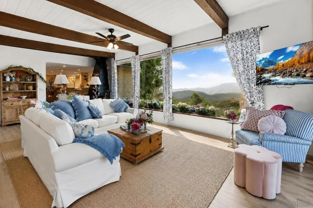 Photo of 720 Sky Mountain Lane
