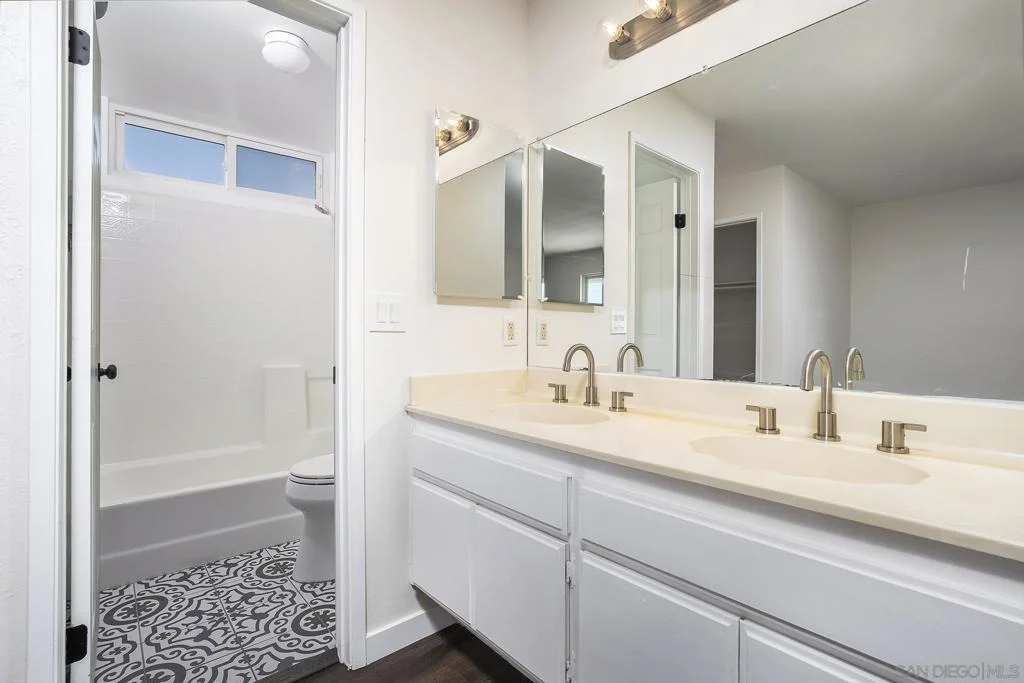 Photo of 10772 AVENIDA ROBERTA