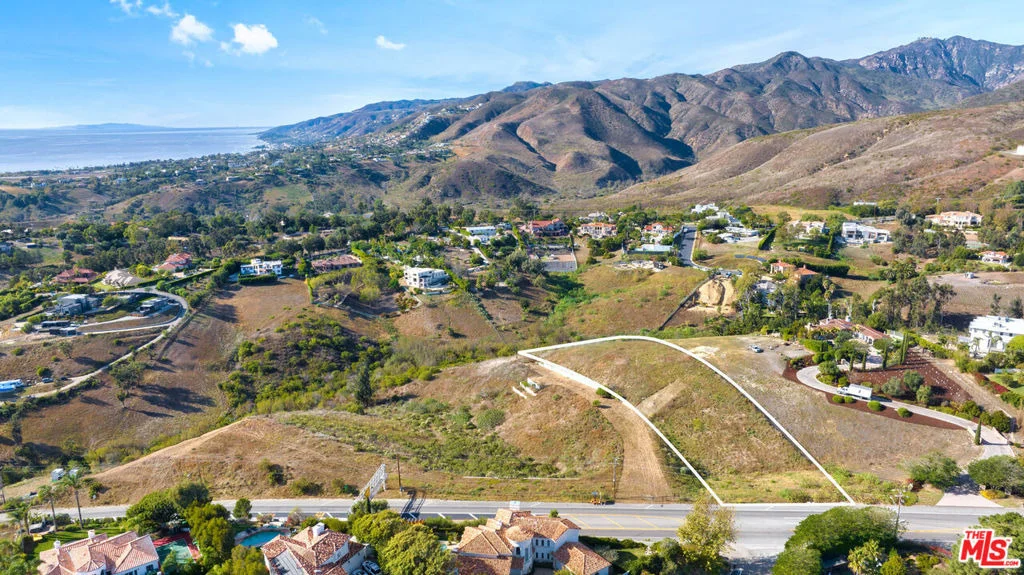 Photo of 5981 Kanan Dume Road