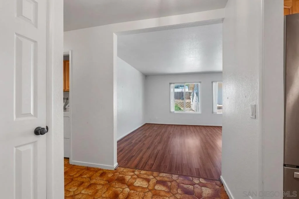 Photo of 1242 Hillcrest Lane