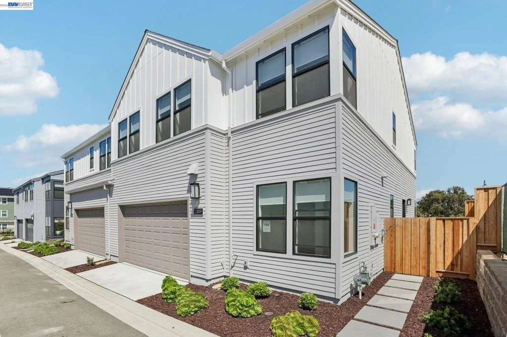 Photo of 2309 2Nd Ave