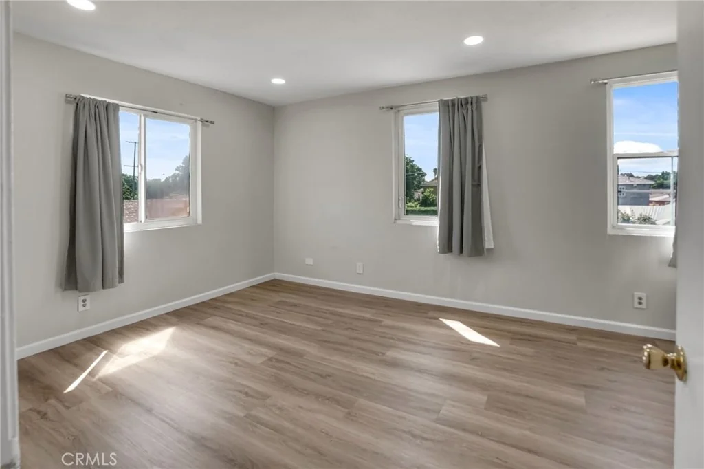 Photo of 237 Orleans